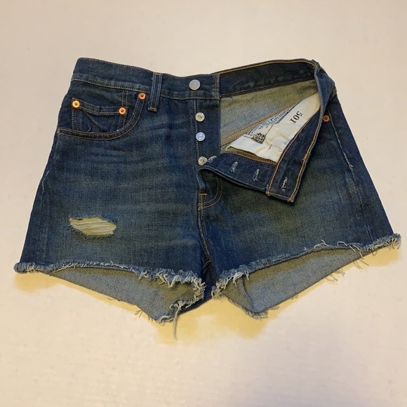 Levi’s High Waisted Dark Denim Cutoff Shorts - Women’s Size 27 - Picture 3 of 6